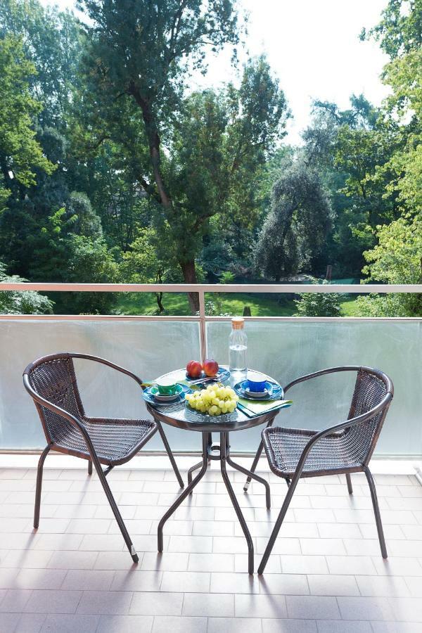 Appartement Botanika à Bologne Extérieur photo